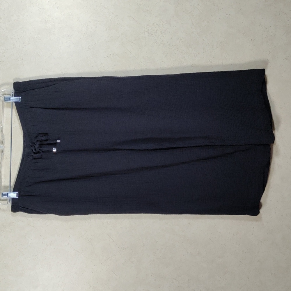 5112 Calvin Klein black crinkle cotton cropped pants M